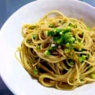 なめ茸と万能ねぎであっさり和風パスタ